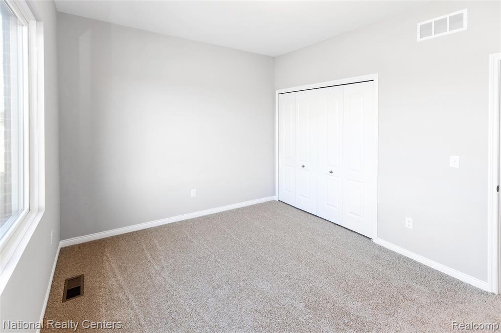 53207 Woodland Meadows