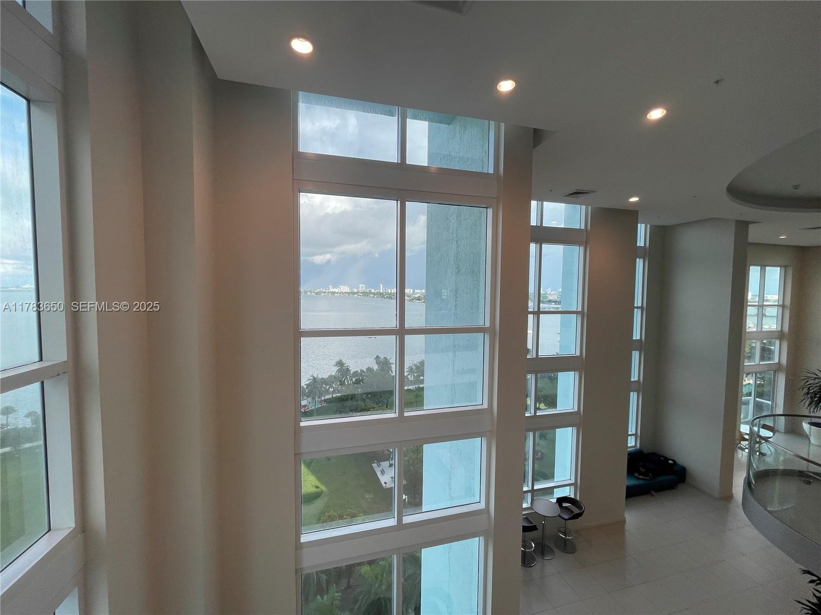 1900 N Bayshore Drive 2404