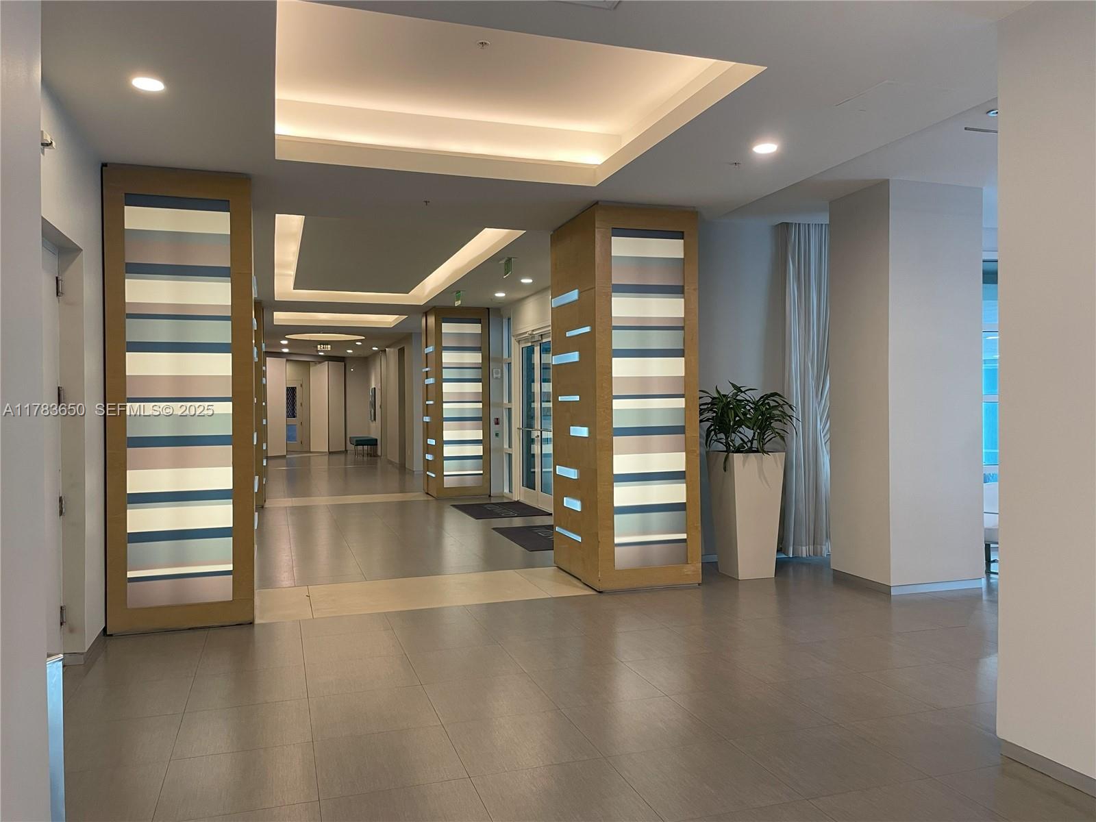 1900 N Bayshore Drive 2404