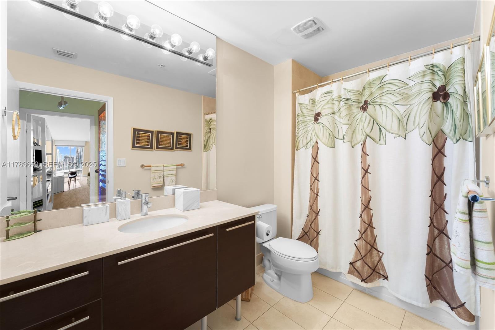 1900 N Bayshore Drive 2404