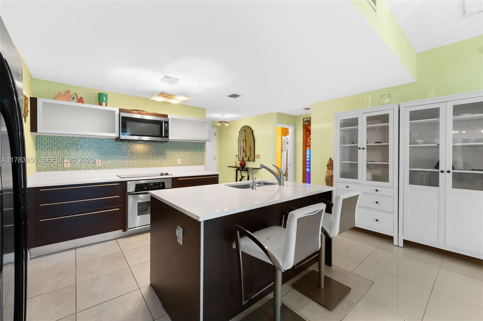 1900 N Bayshore Drive 2404