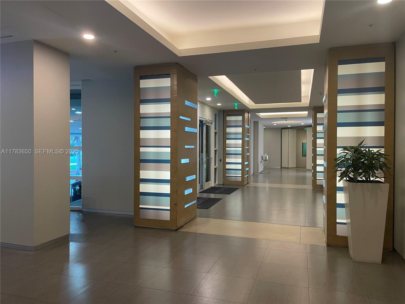 1900 N Bayshore Drive 2404