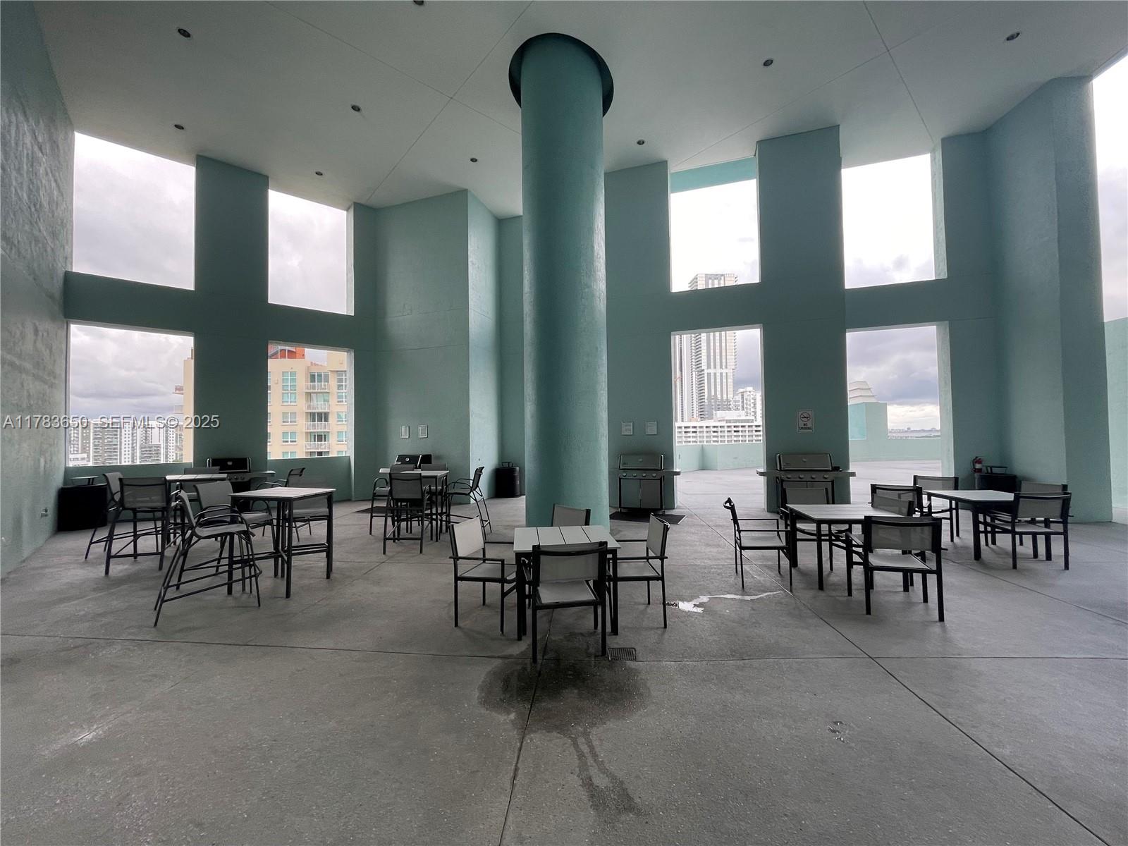 1900 N Bayshore Drive 2404