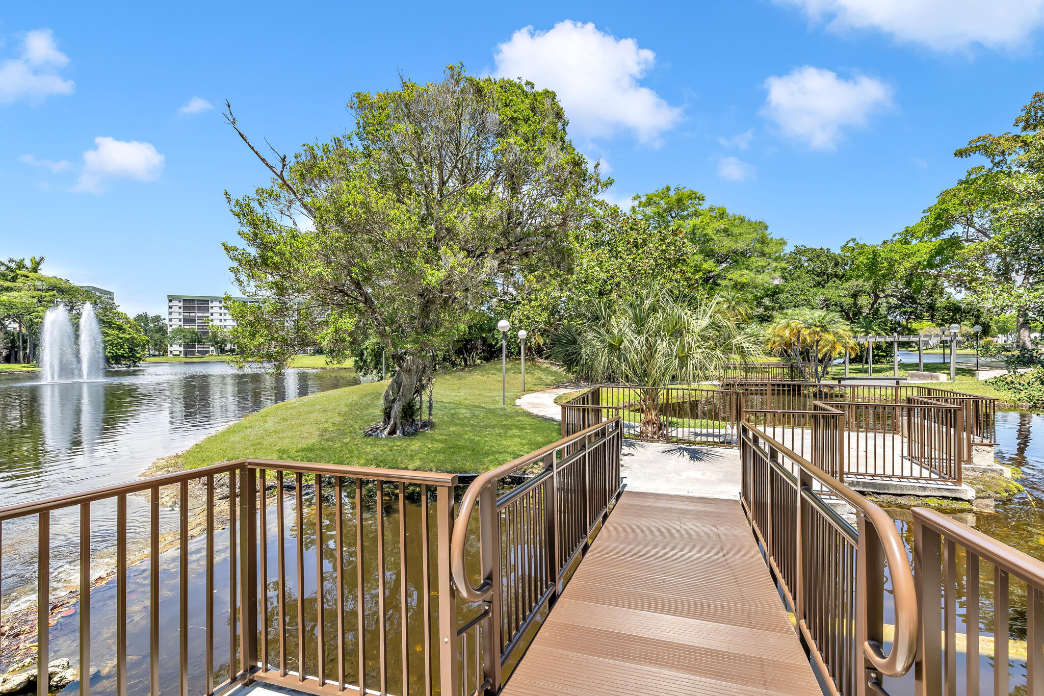 2221 Cypress Island Drive 708