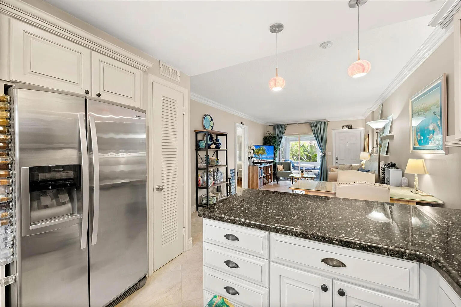 2748 NE 28TH 10