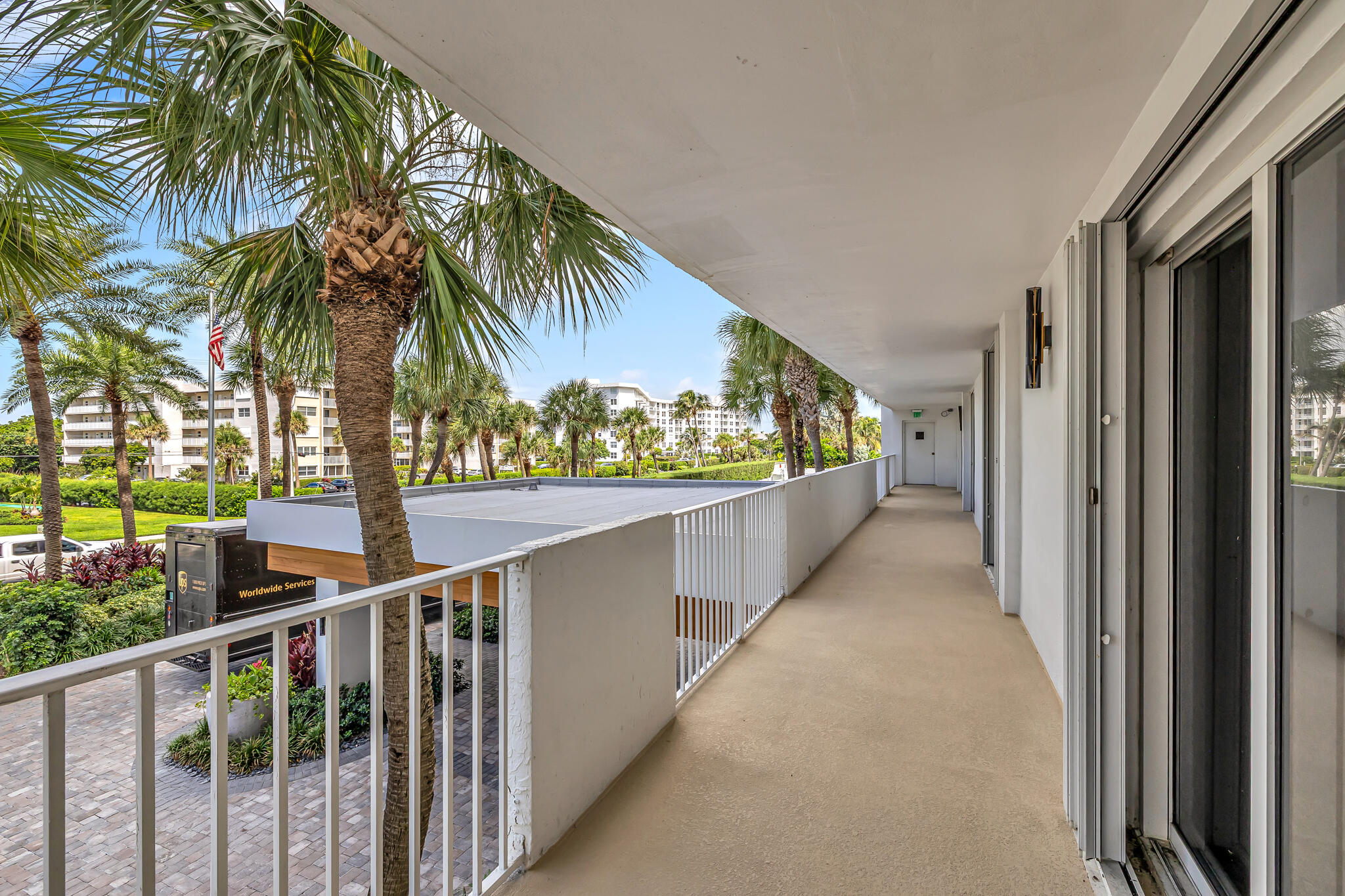 3000 S Ocean Boulevard