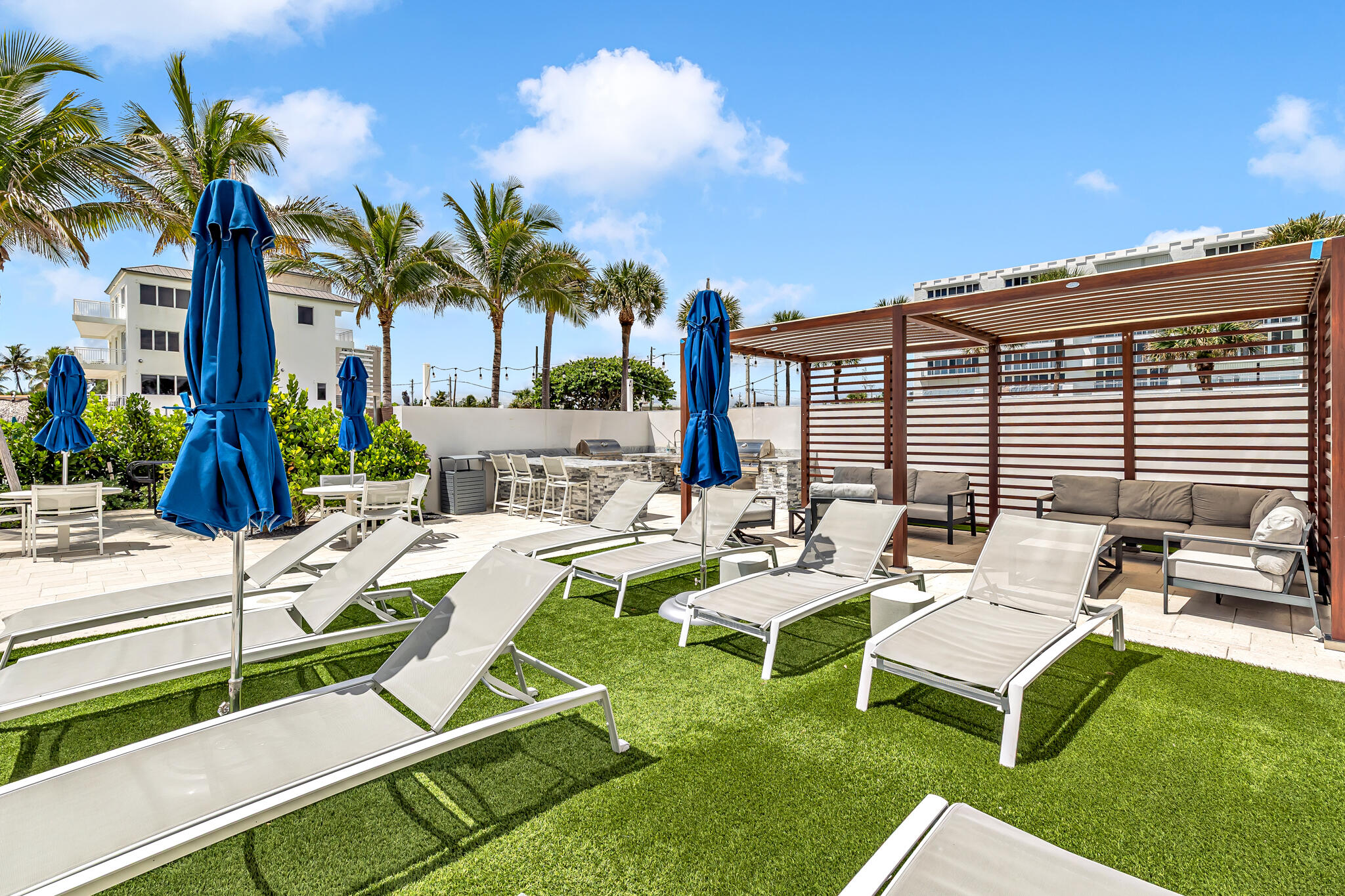 3000 S Ocean Boulevard