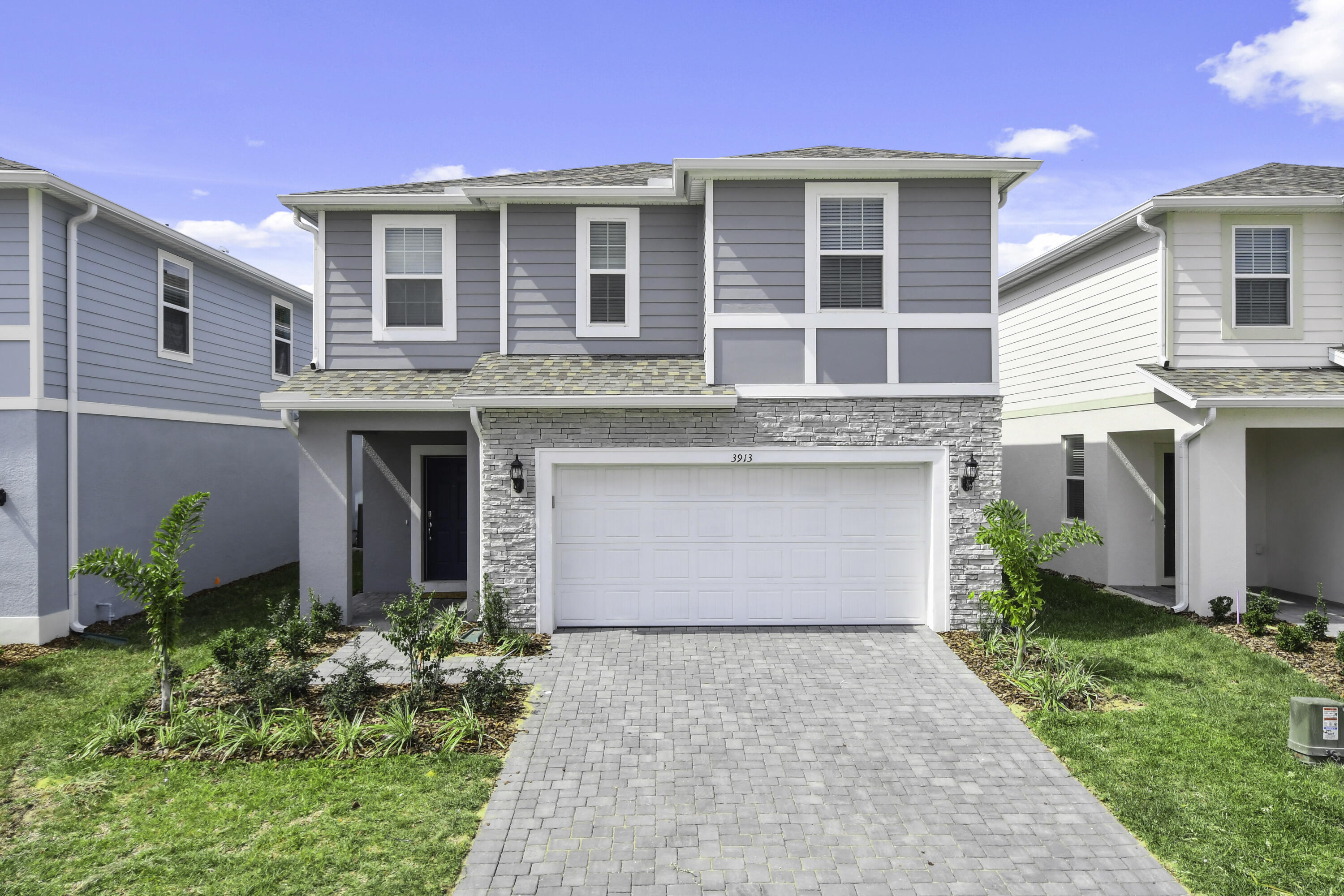 3913 Lana Avenue Davenport Fl Us 33897 B26093293