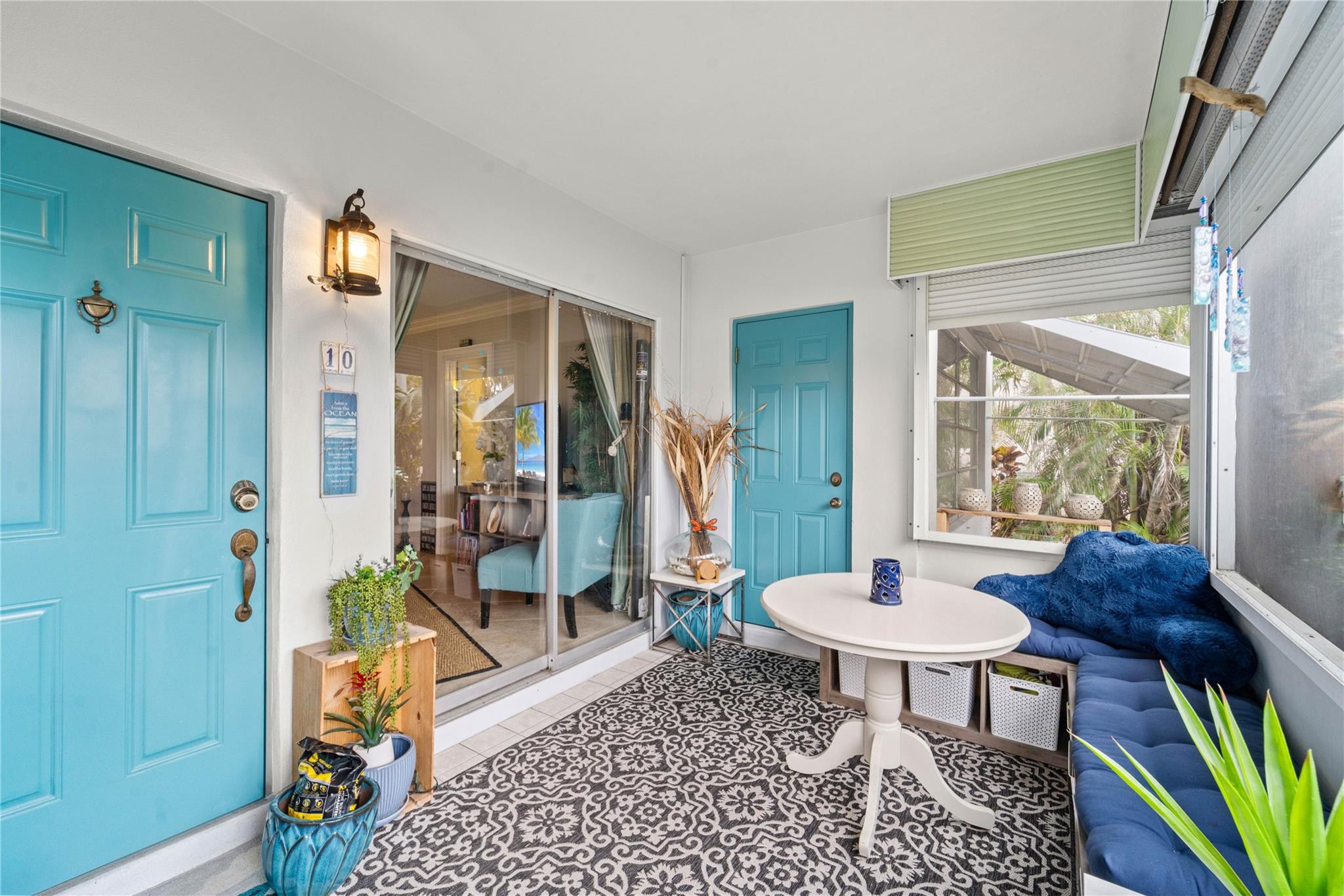 2748 NE 28th Ave 10
