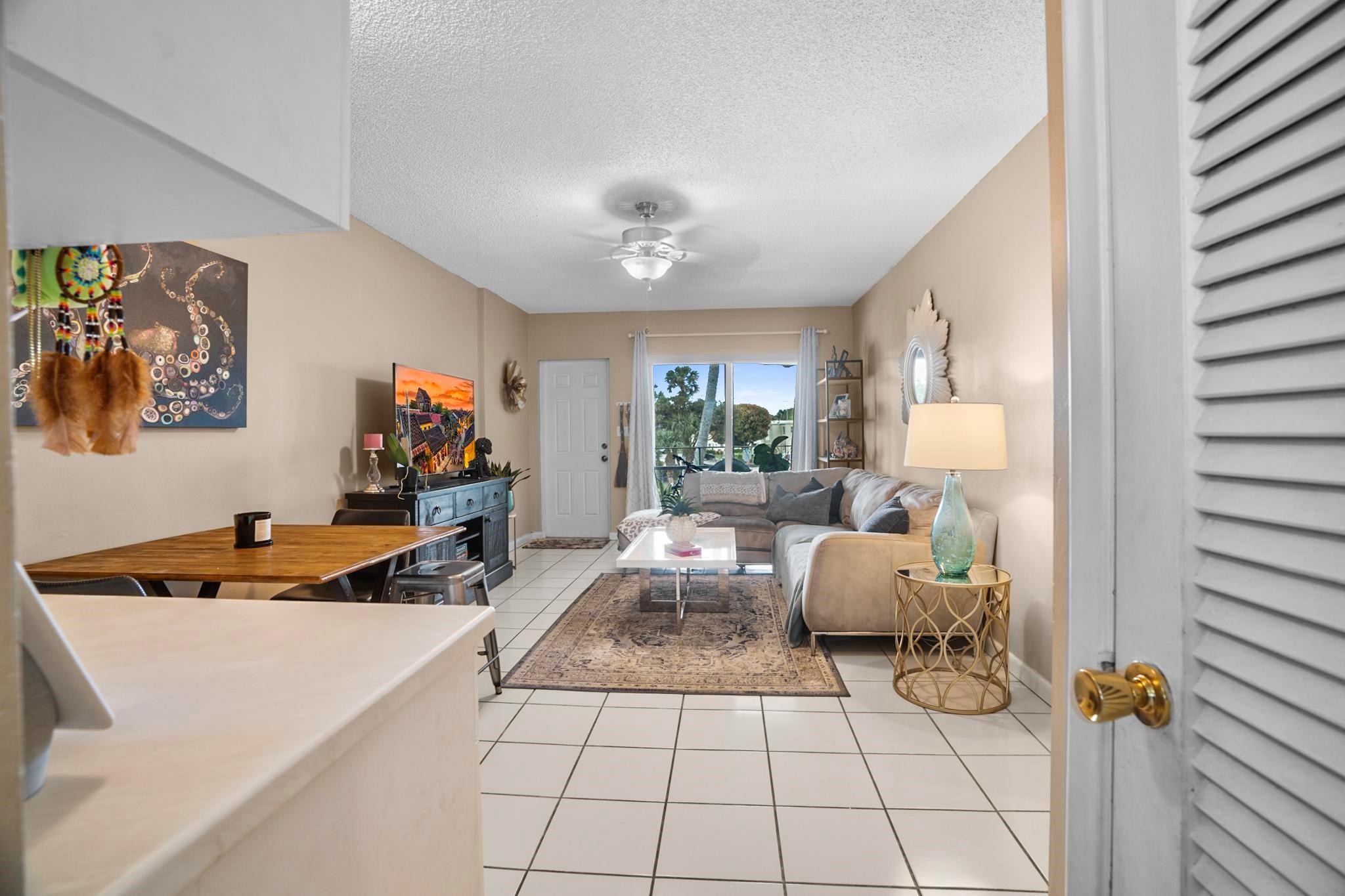 2748 NE 28th Ave 13