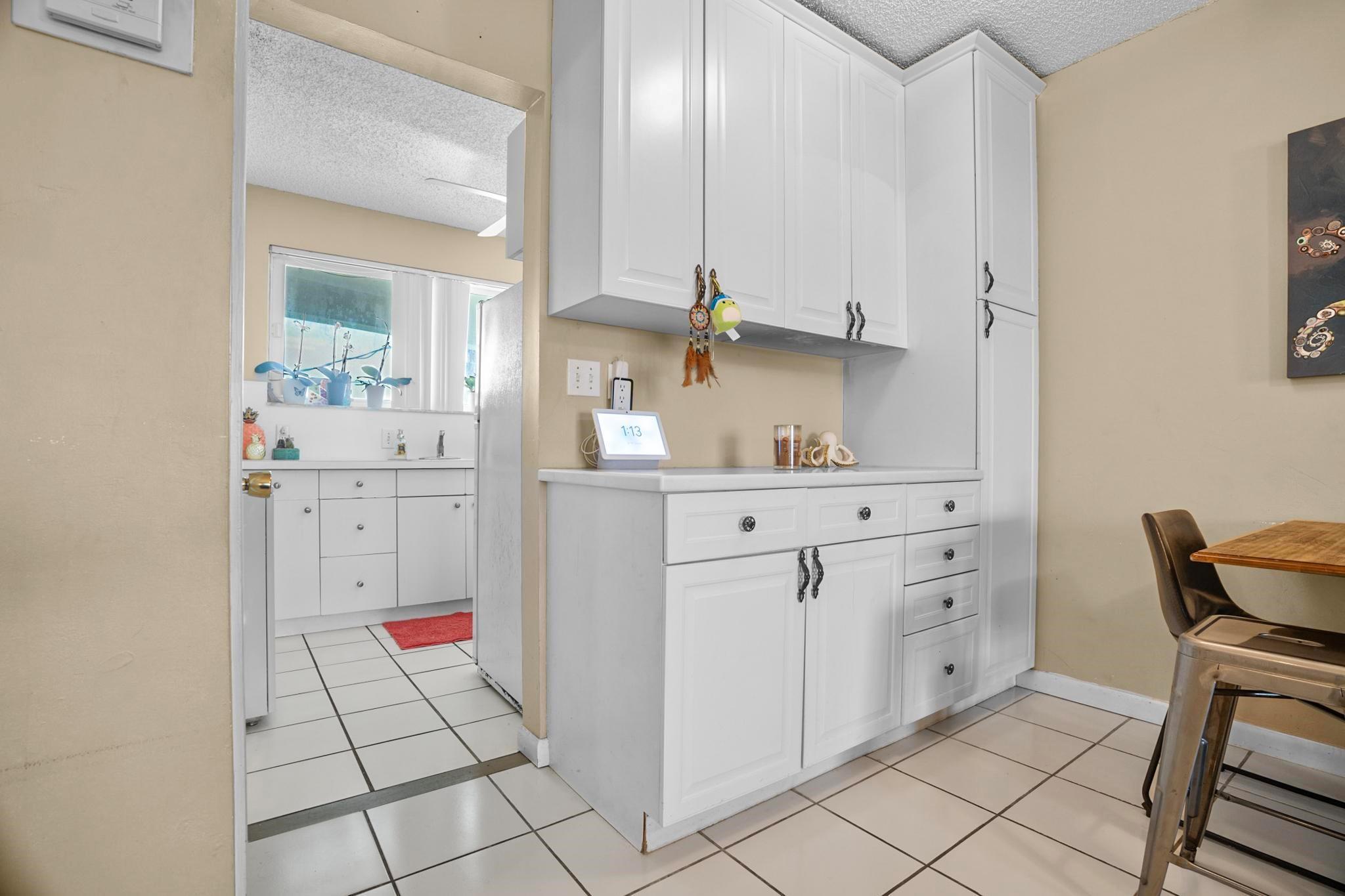 2748 NE 28th Ave 13