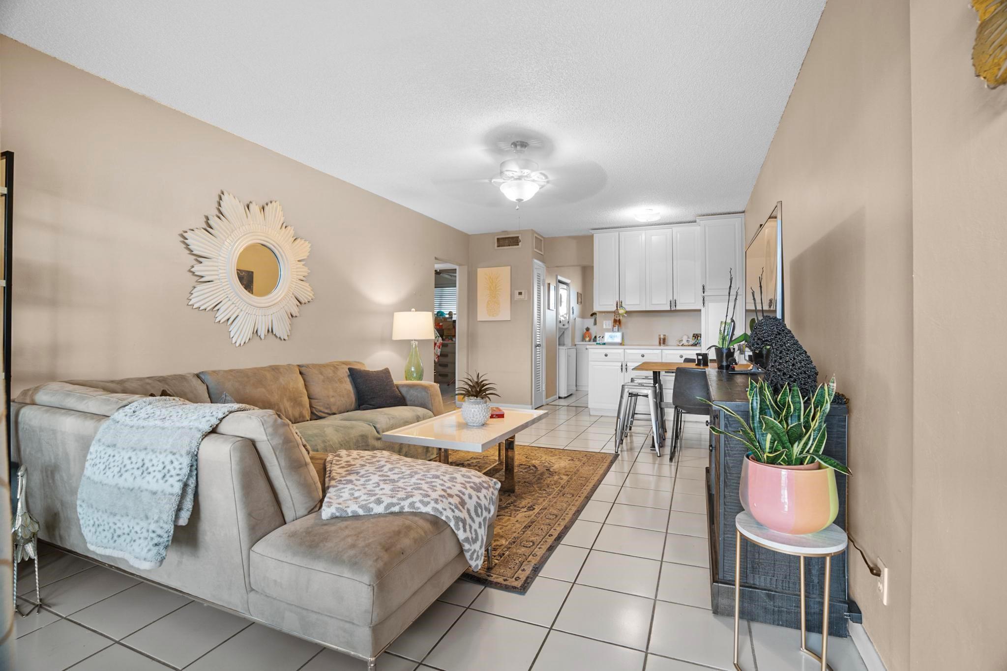 2748 NE 28th Ave 13