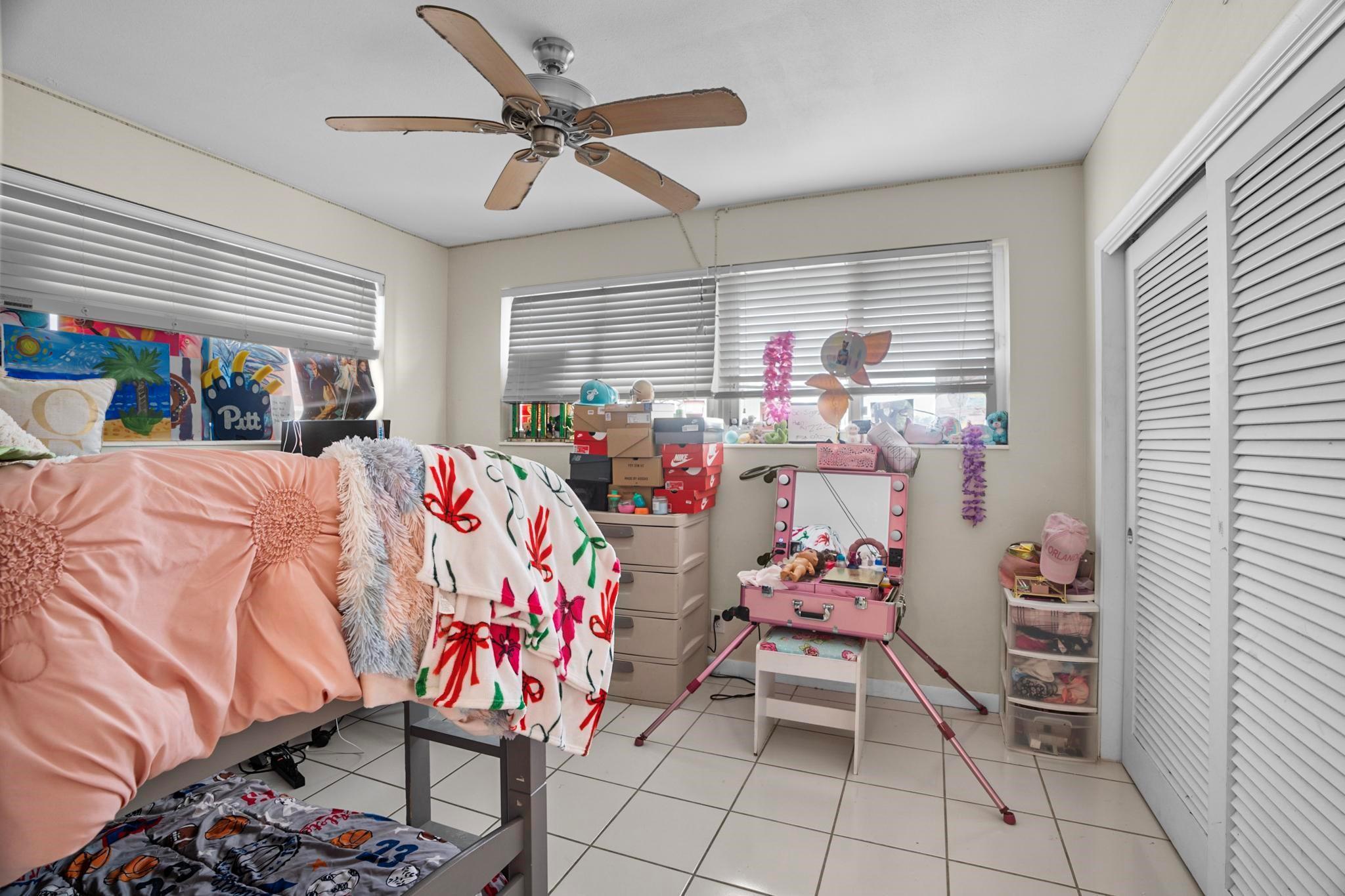 2748 NE 28th Ave 13