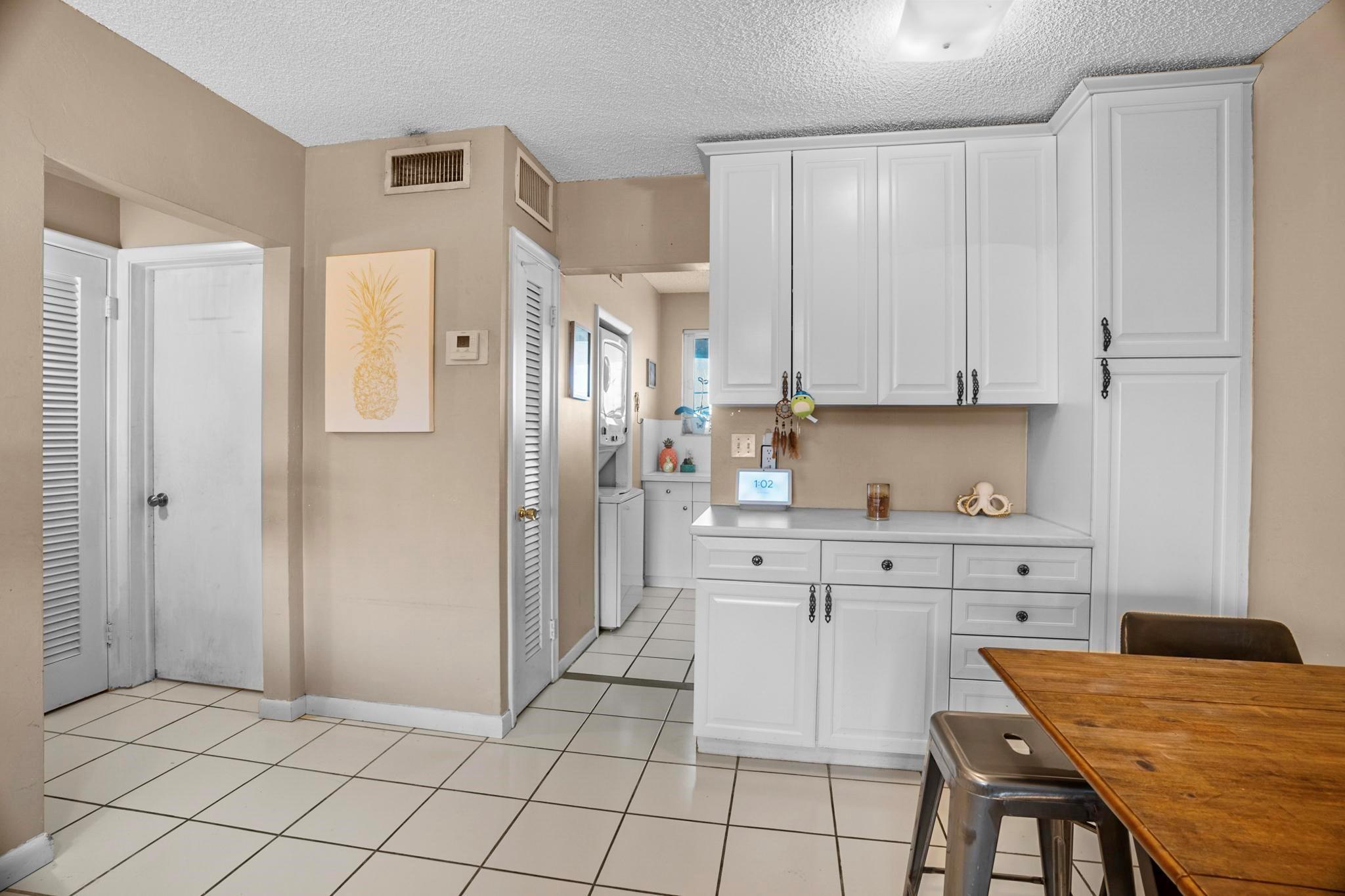 2748 NE 28th Ave 13