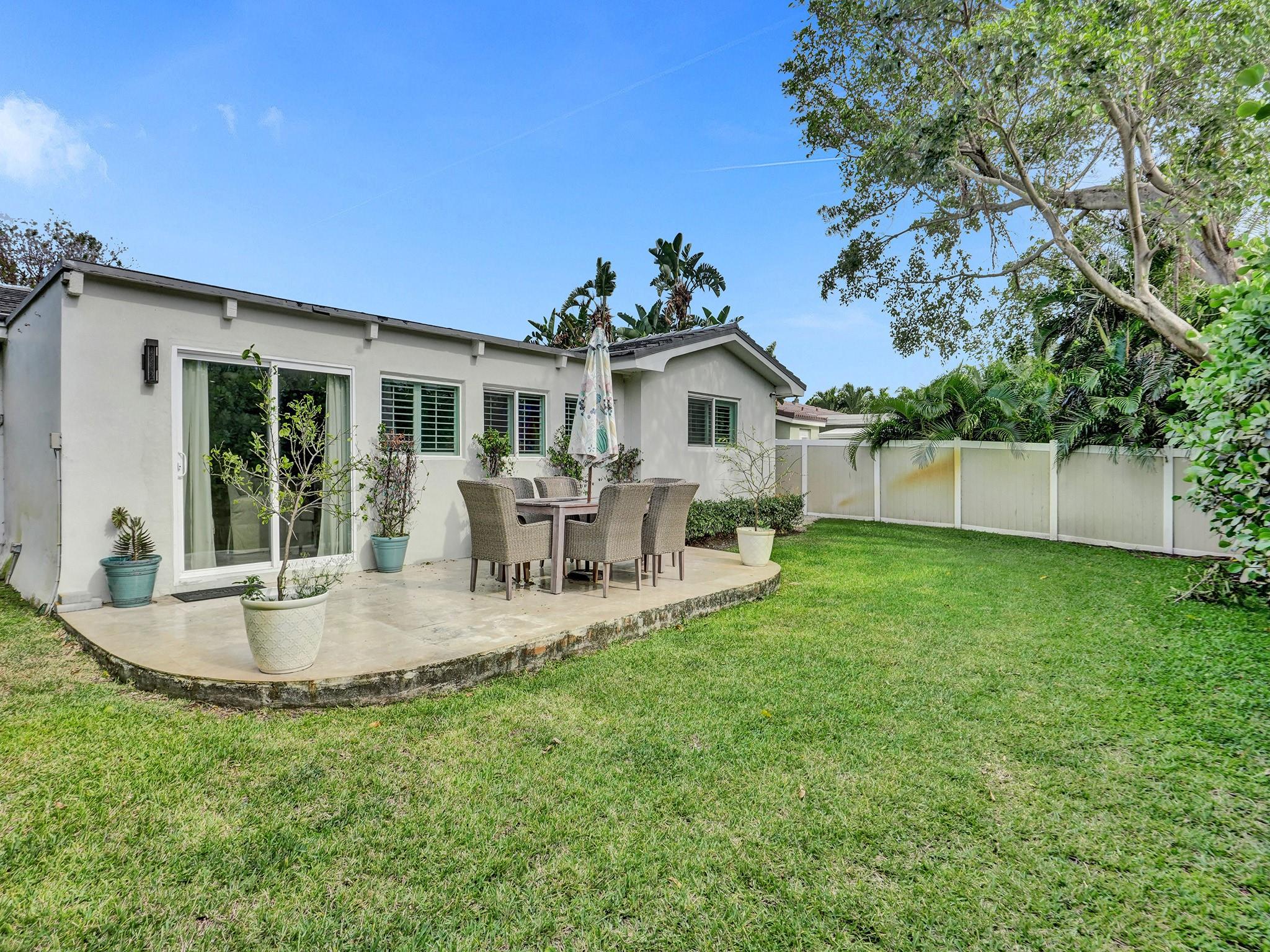 801 SE 9th Ave