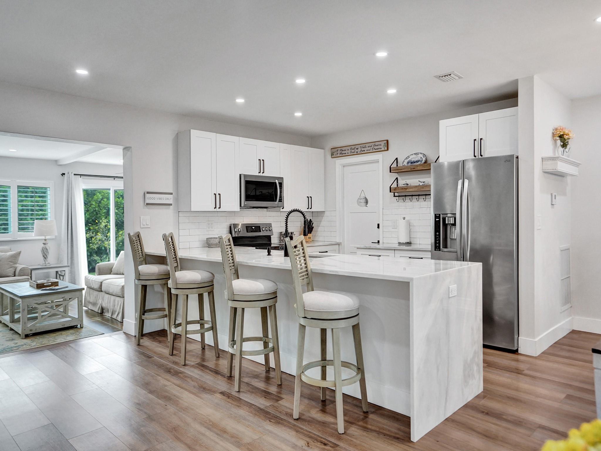 801 SE 9th Ave