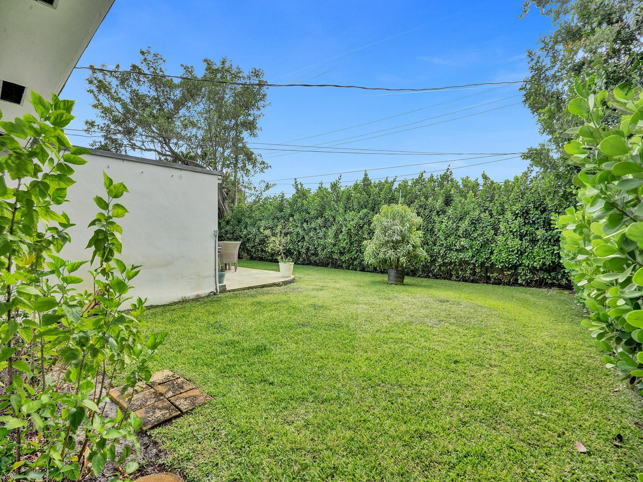 801 SE 9th Ave
