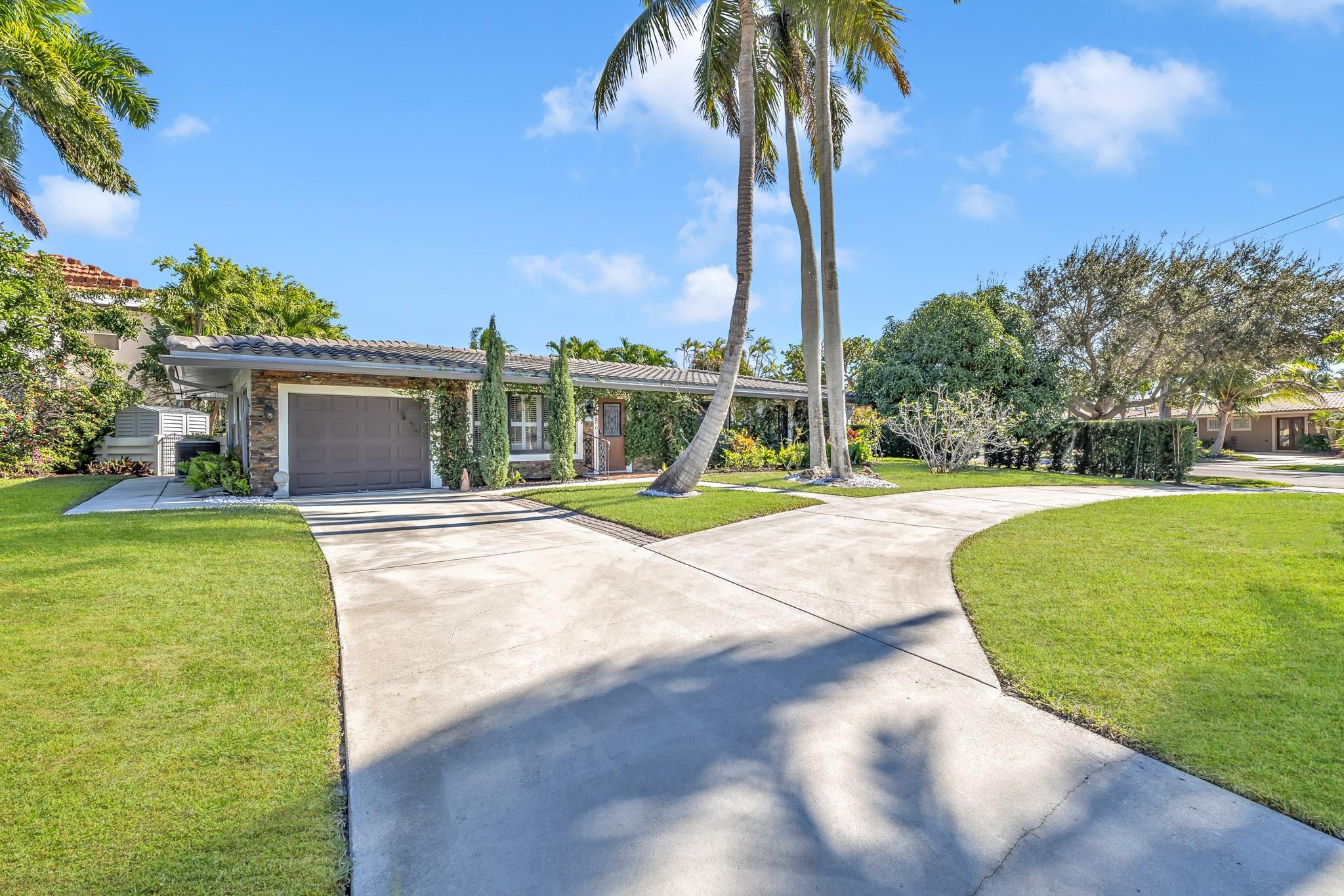 2801 NE 48th Court