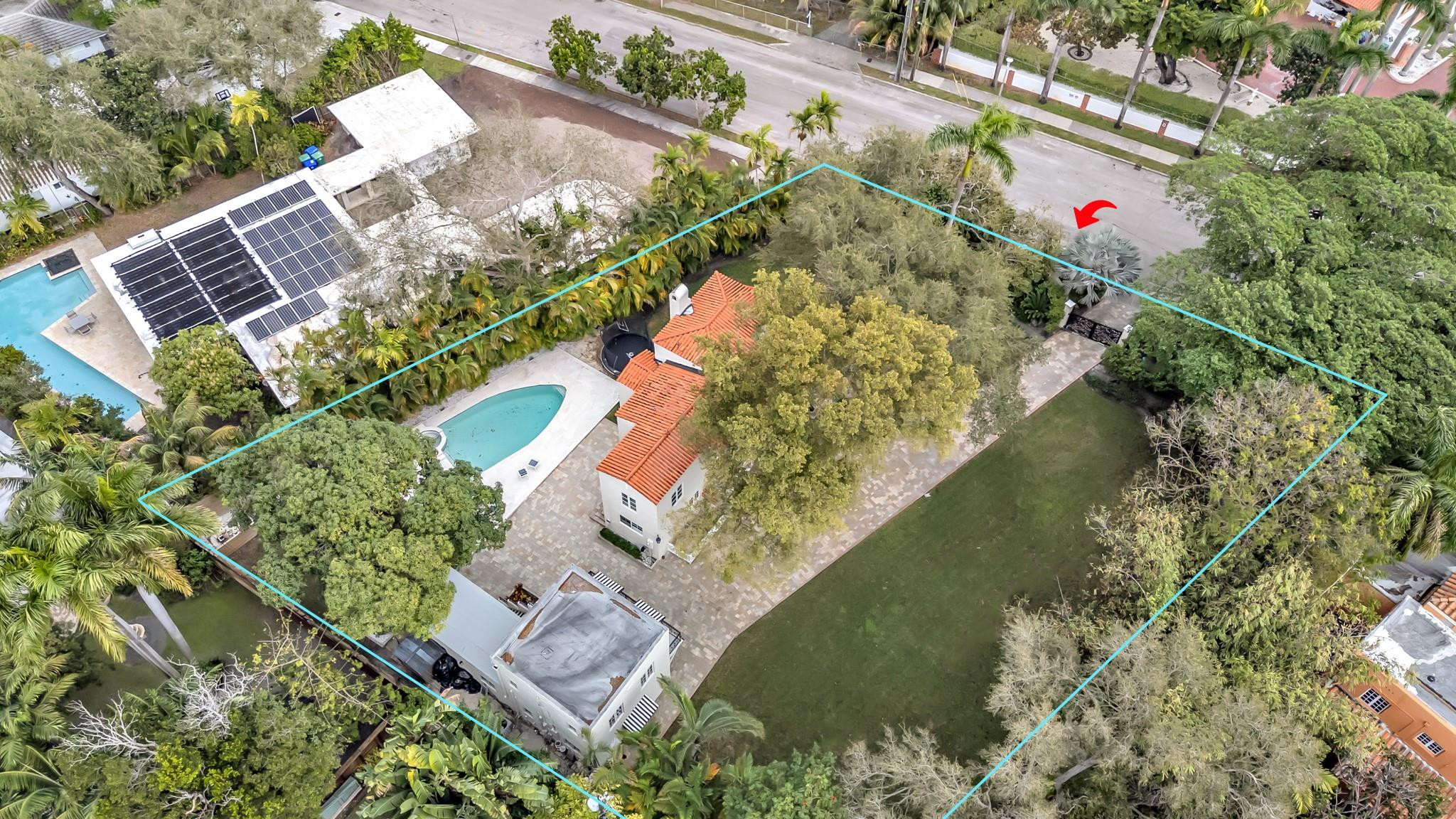 5960 N Bayshore Drive