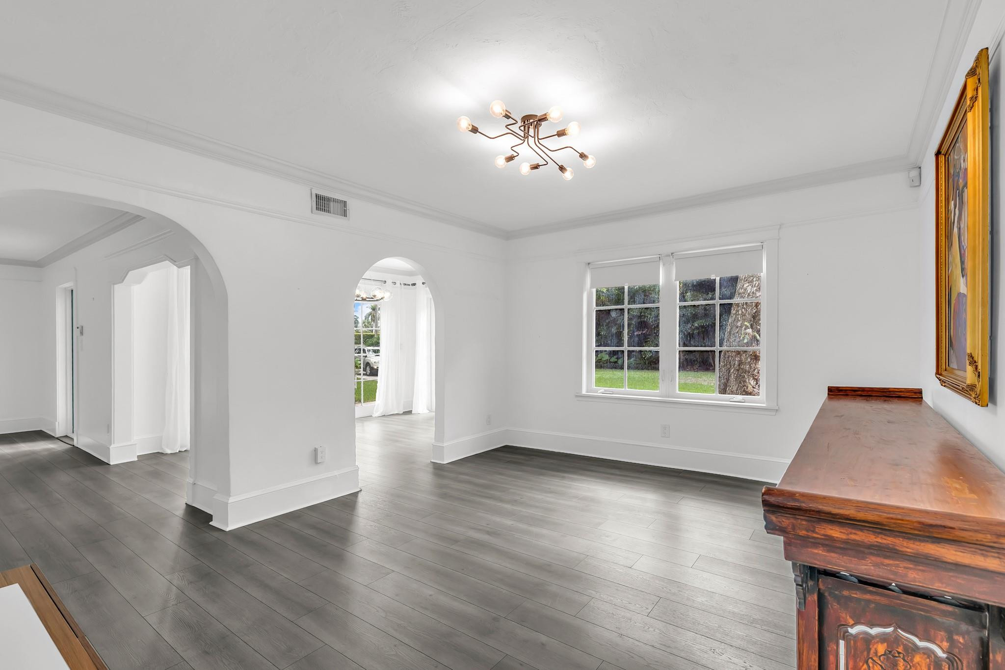 5960 N Bayshore Drive