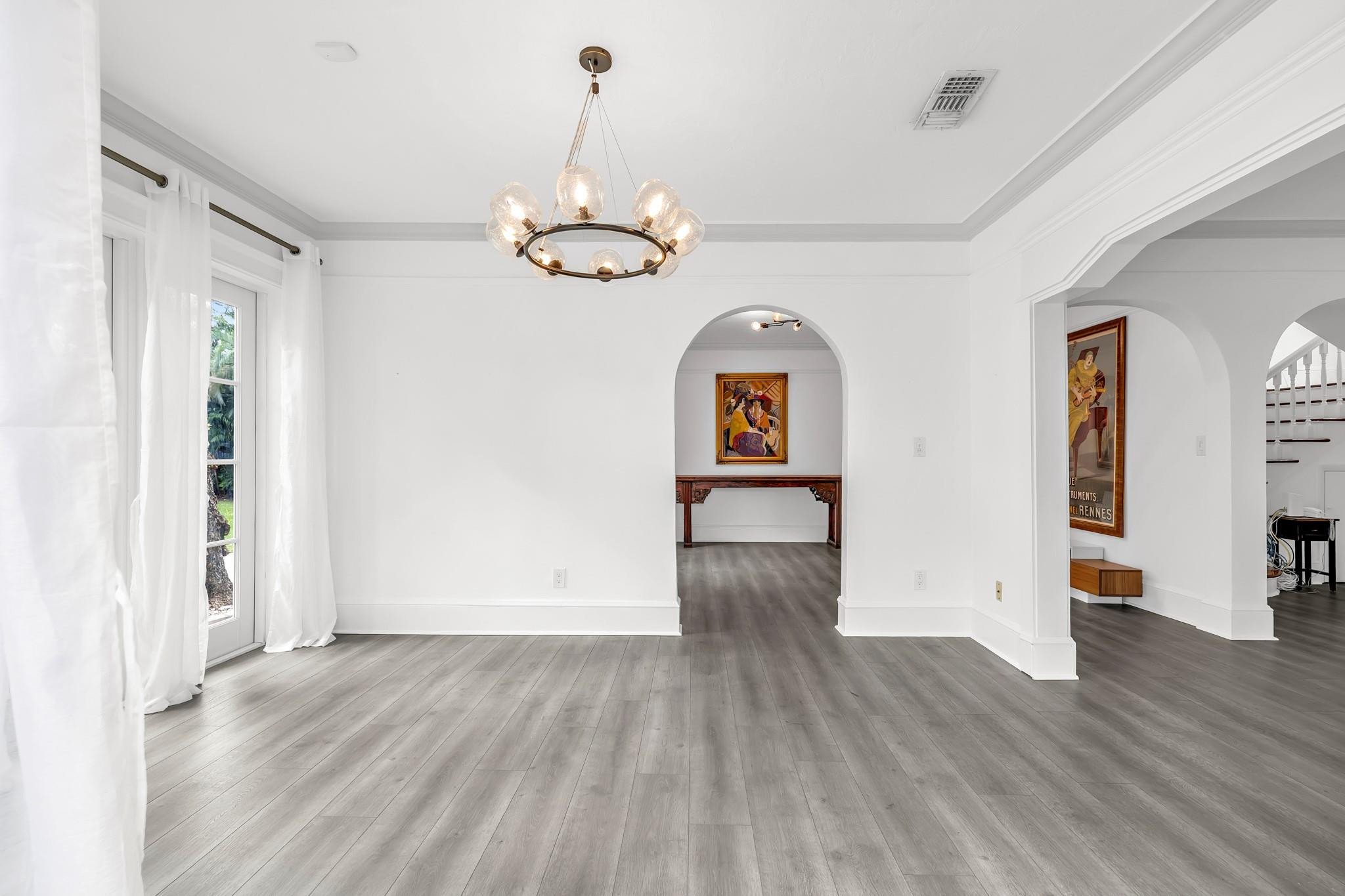 5960 N Bayshore Drive