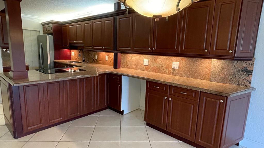 4500 N Federal Highway 169h