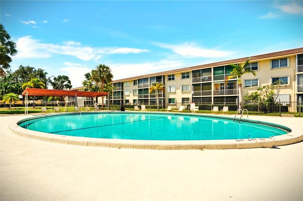 4500 N Federal Highway 169h