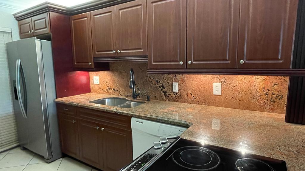 4500 N Federal Highway 169h