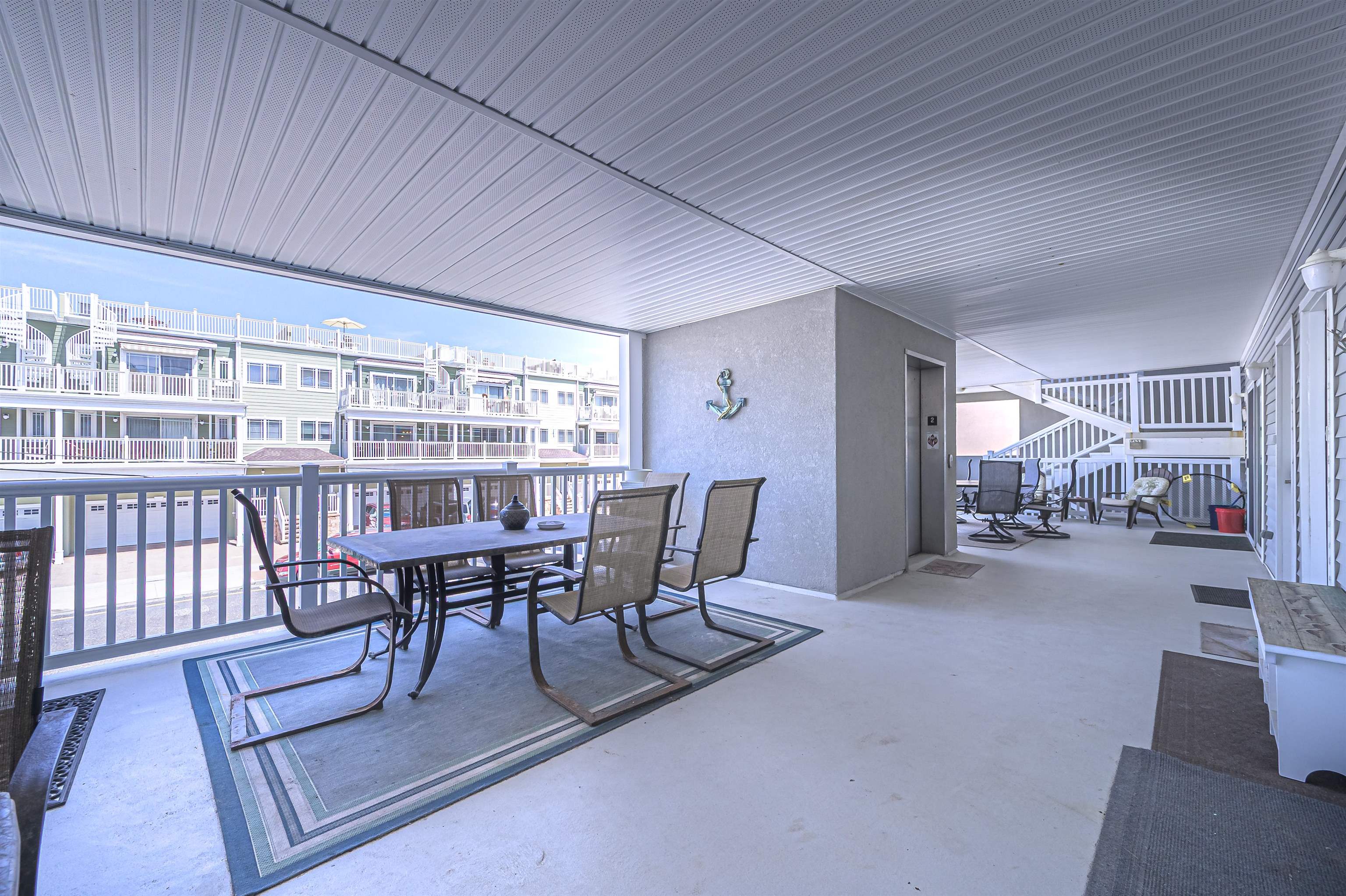 506 E 19th Avenue Unit: 100