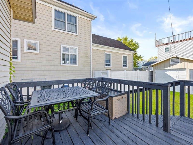 332 W Andrews Avenue