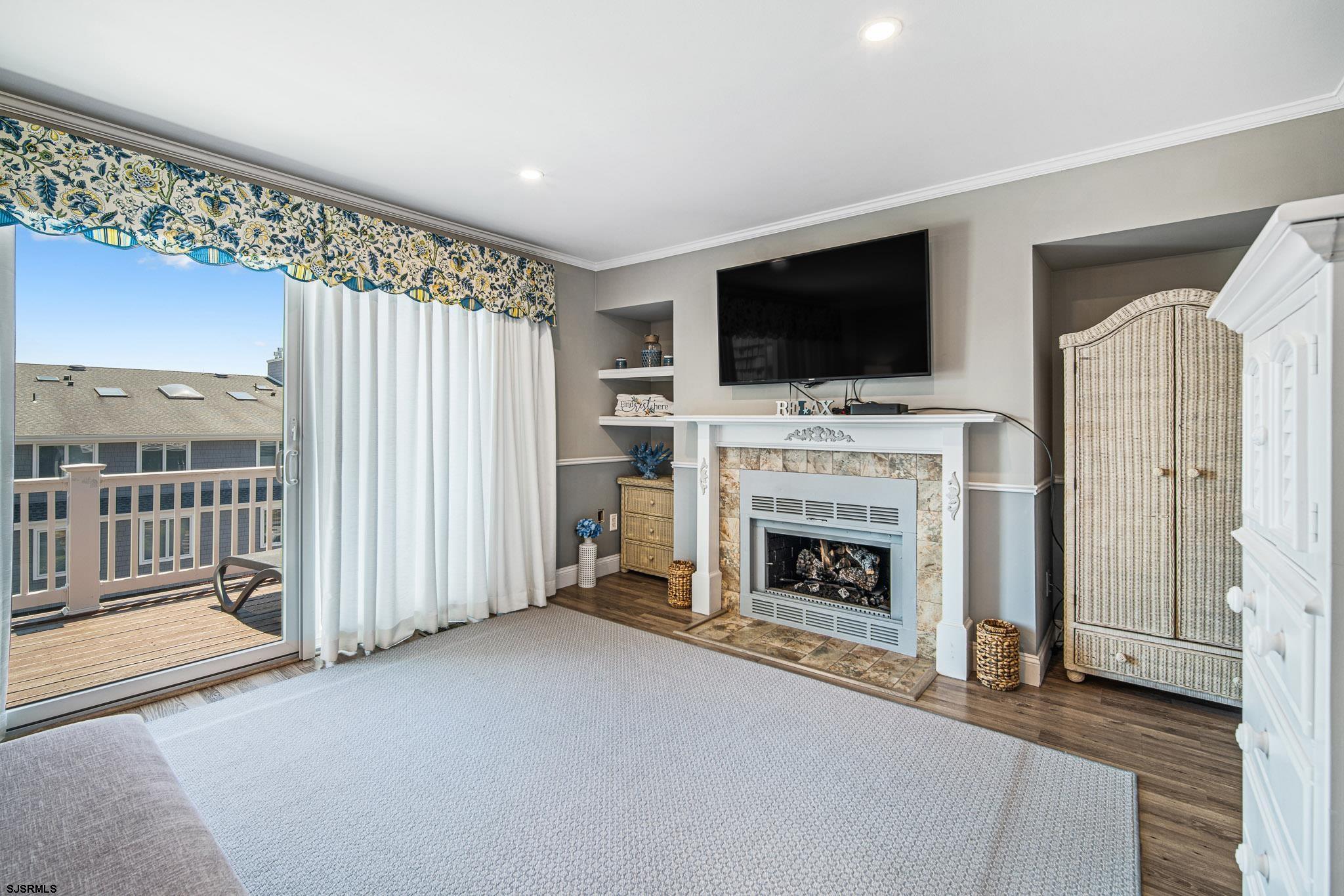 706 Harbour Cv Unit: 706