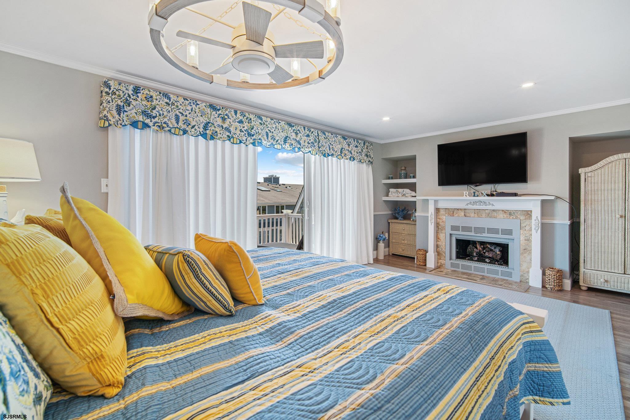 706 Harbour Cv Unit: 706