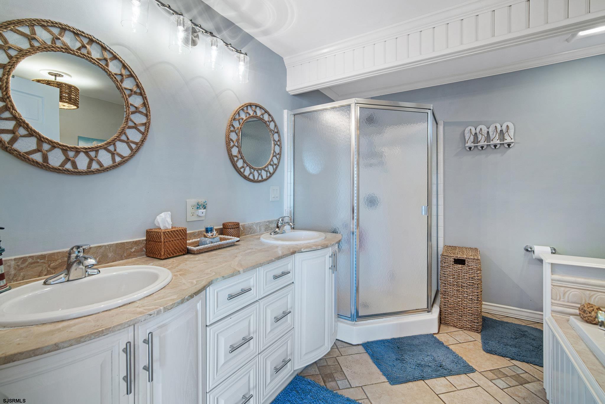 706 Harbour Cv Unit: 706