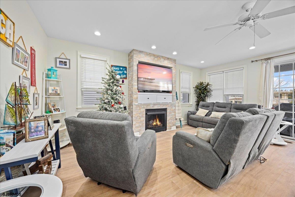 19 Central Road Unit: 1