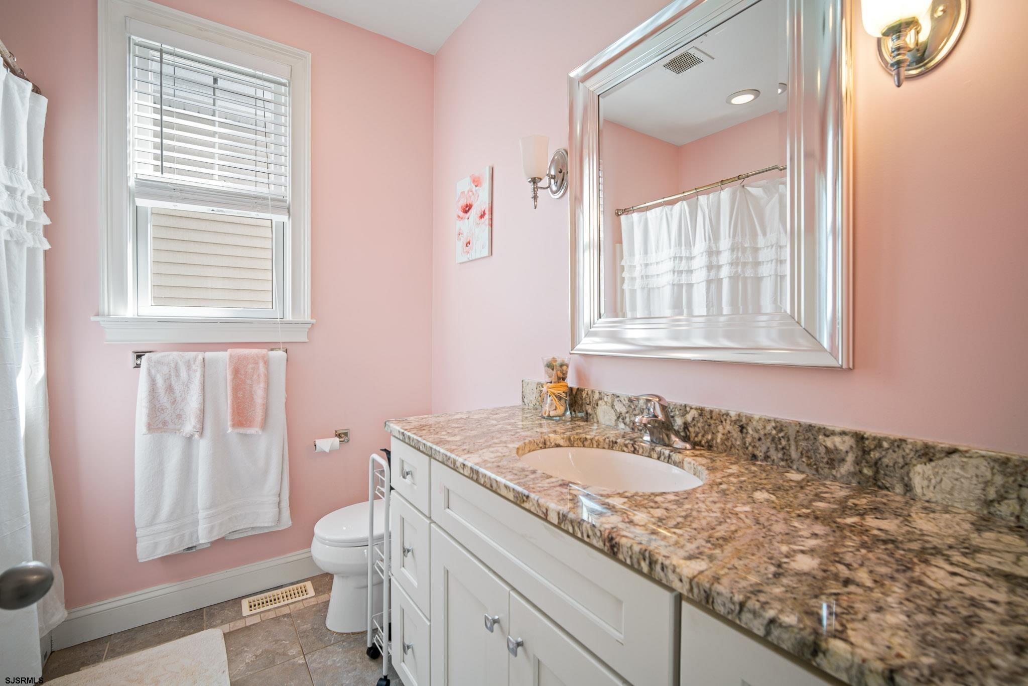 19 Central Road Unit: 1