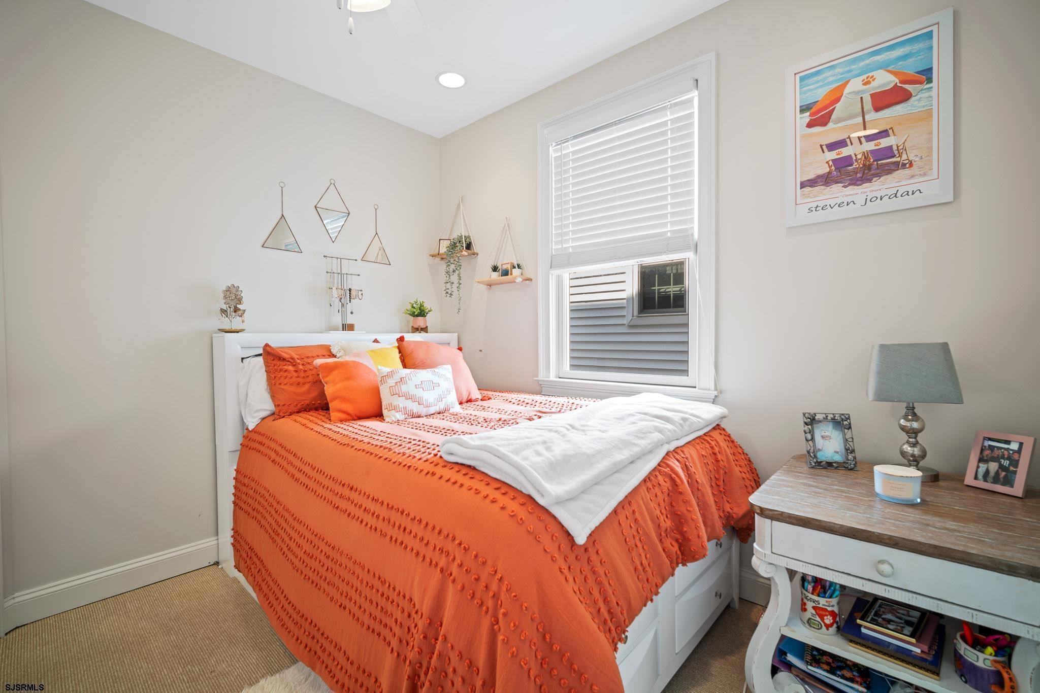 19 Central Road Unit: 1