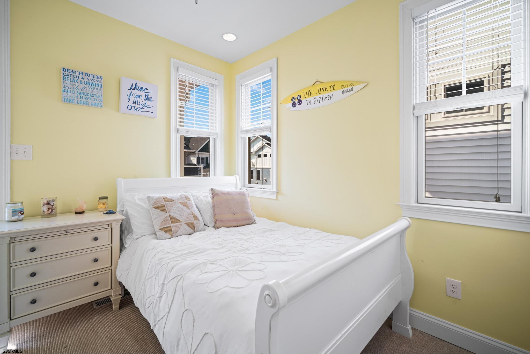 19 Central Road Unit: 1