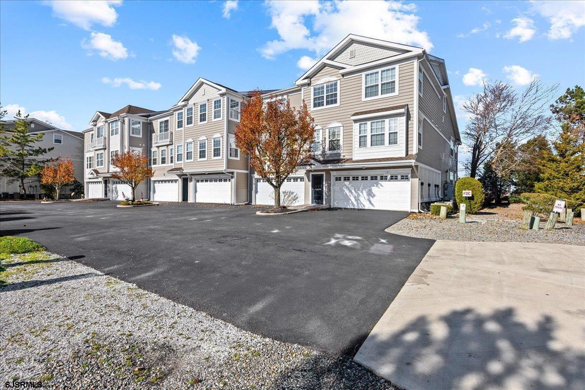 1 Bayside Dr Unit: 1