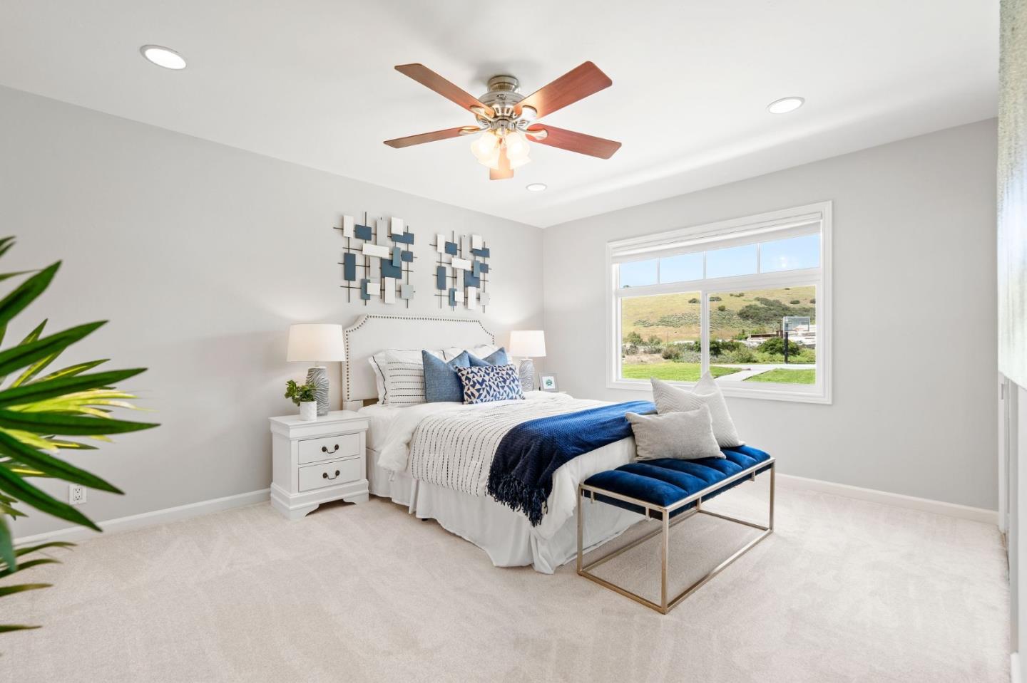 22580 San Vicente Ave