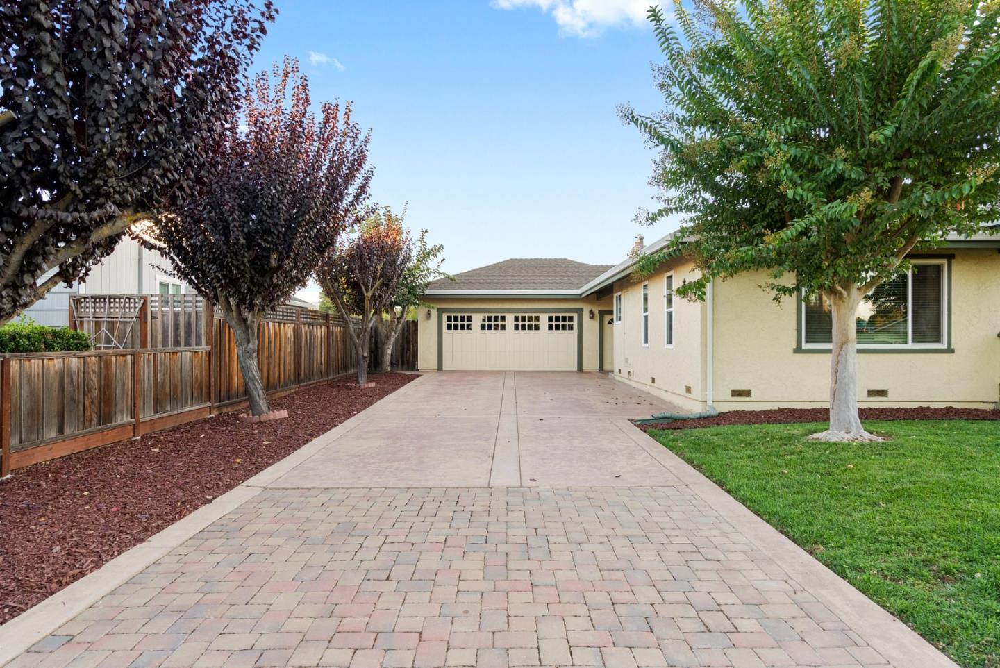4110 Moreland Way