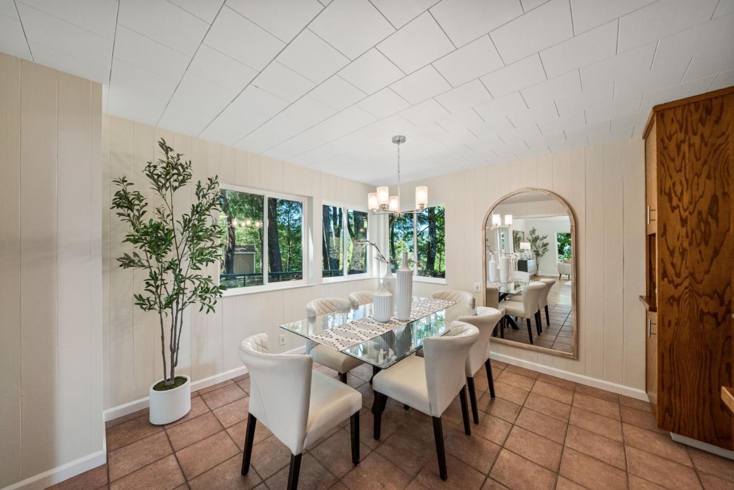 20243 Beatty Ridge RD