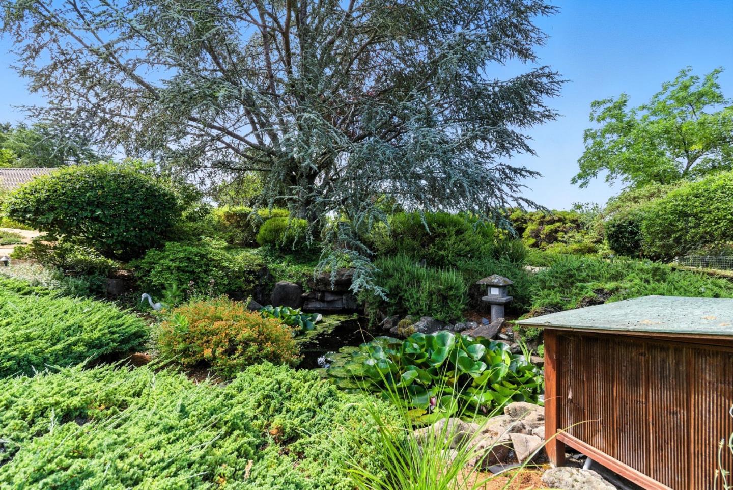 24616 Miller Hill Road