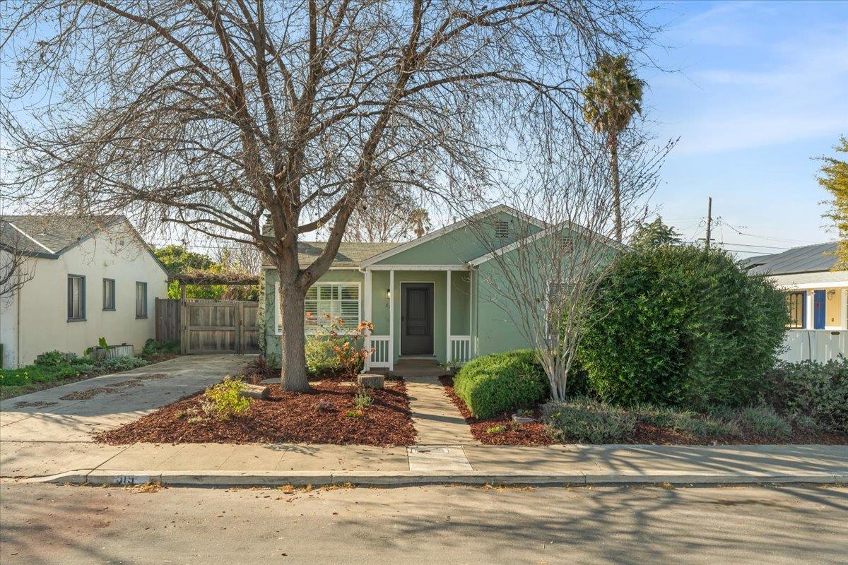 515 Arleta Avenue