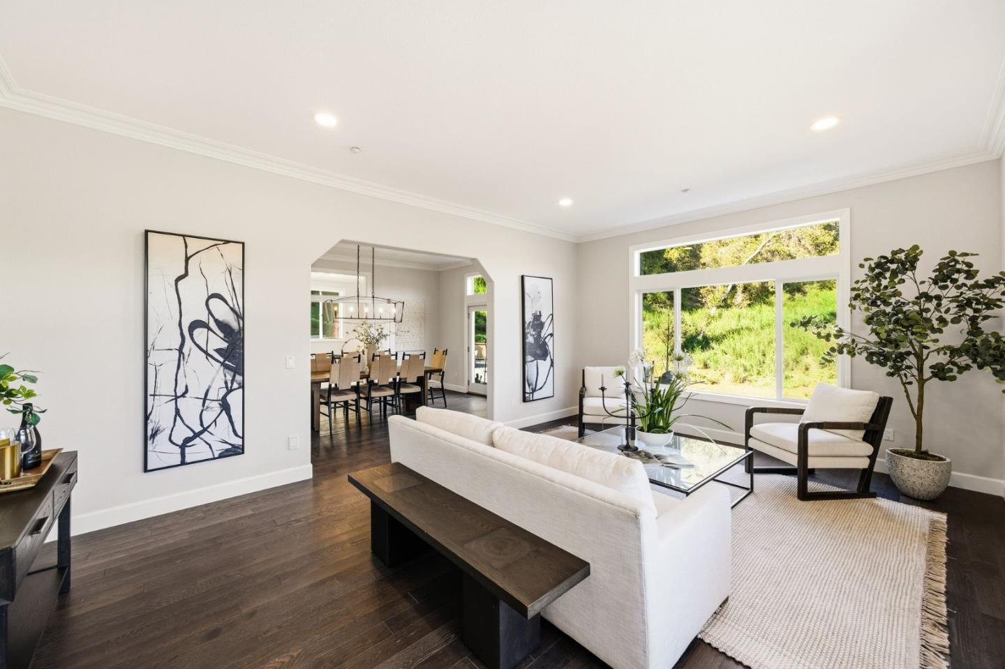 18400 Lakeview Court