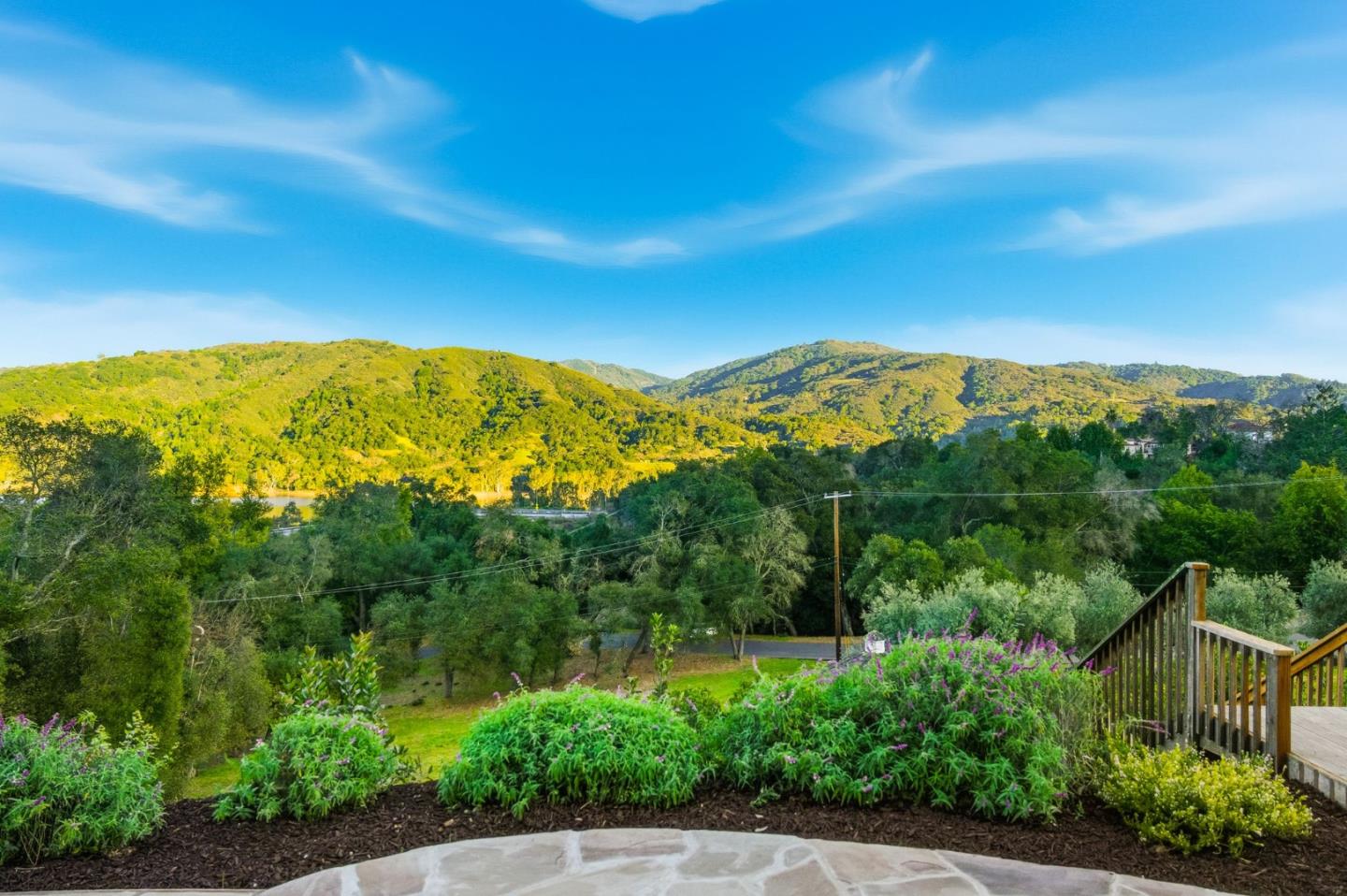 18400 Lakeview Court