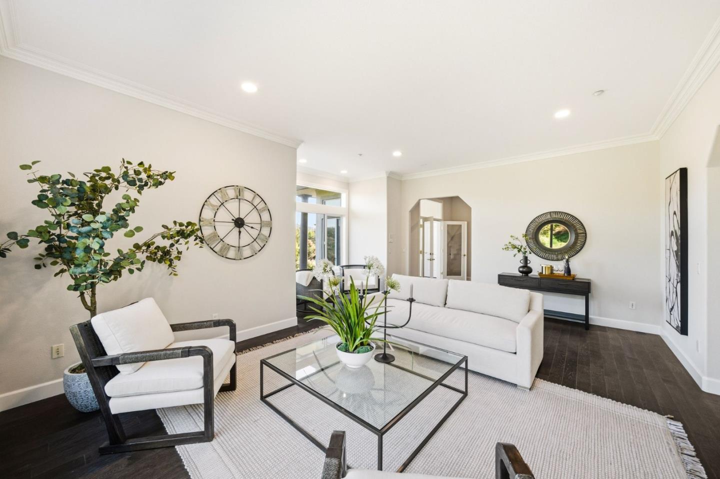 18400 Lakeview Court