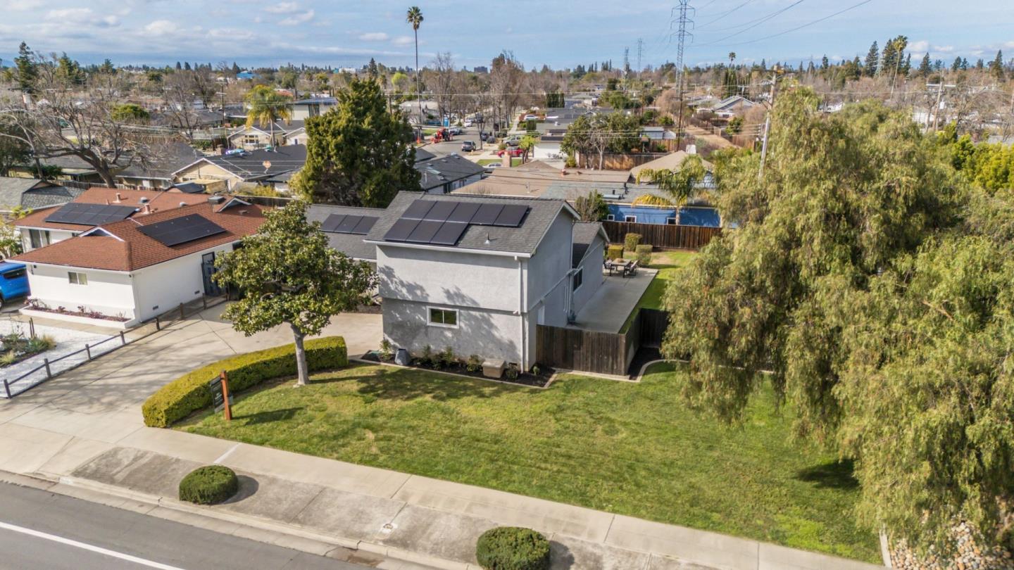 1795 Foxworthy Avenue