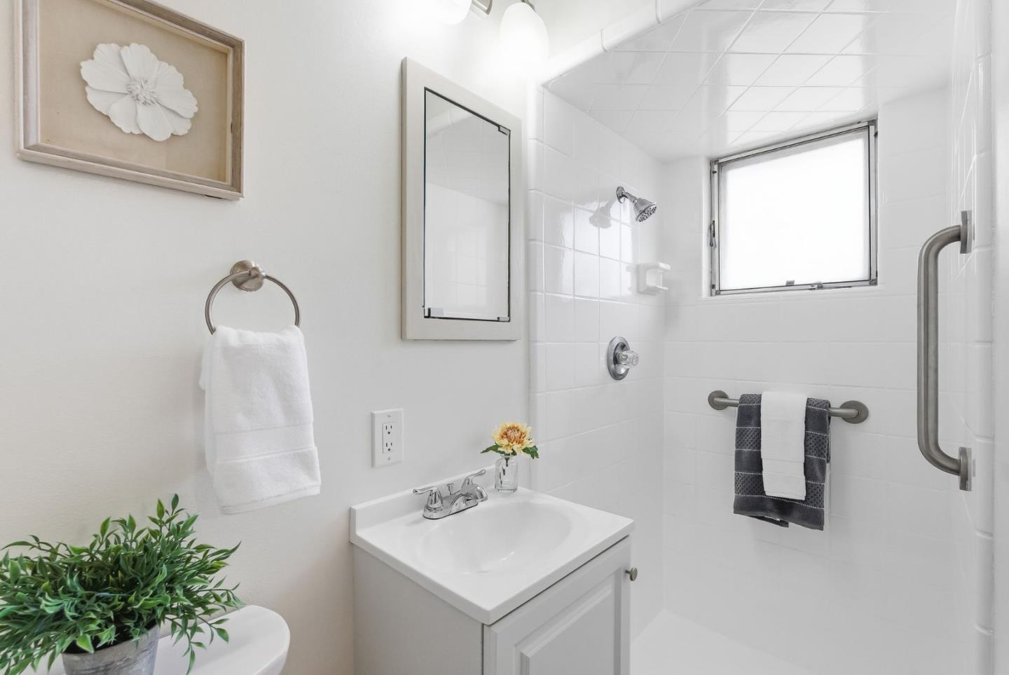 1795 Foxworthy Avenue