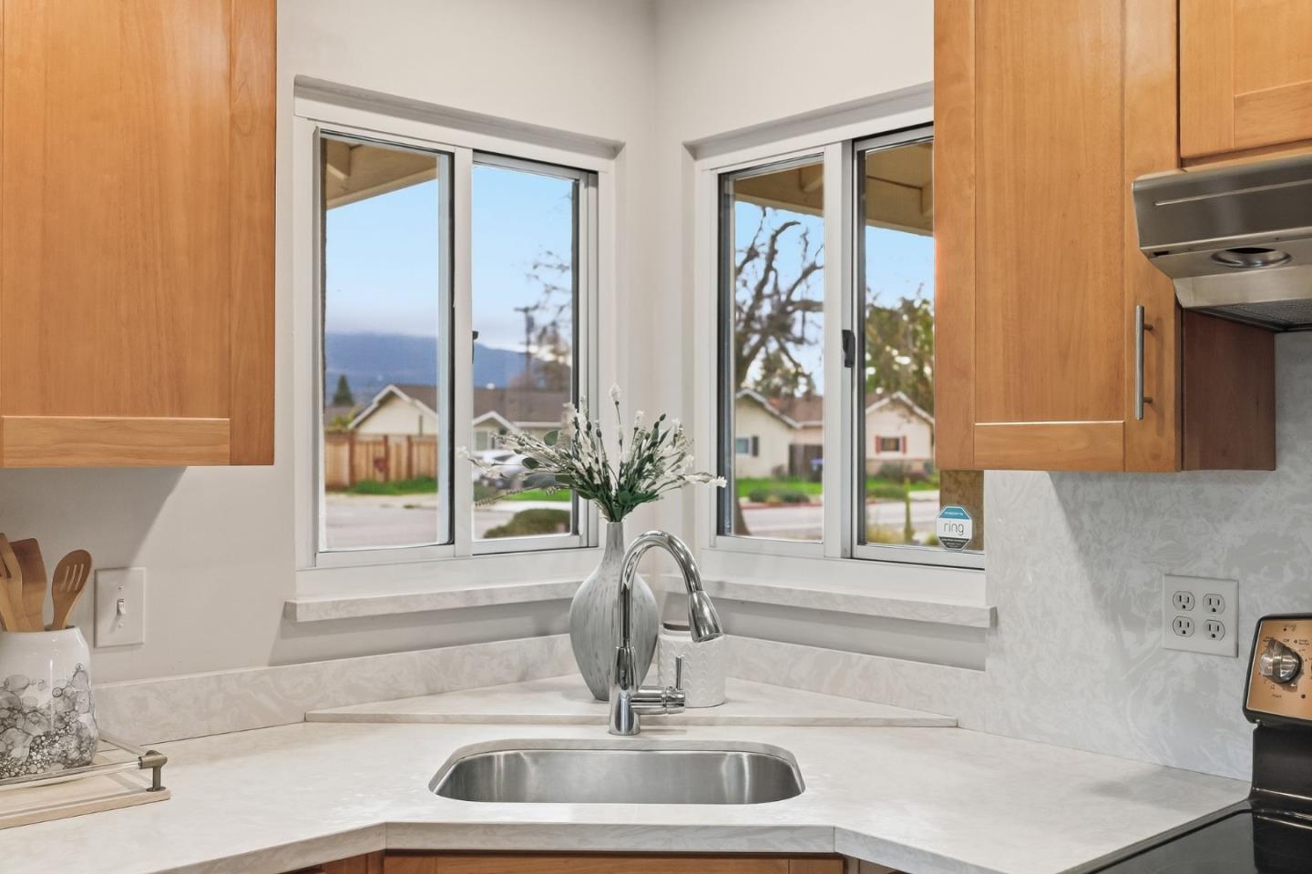 1795 Foxworthy Avenue