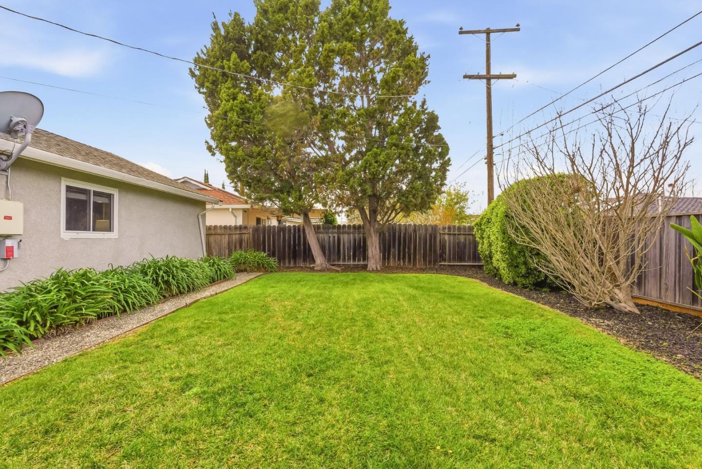 1795 Foxworthy Avenue